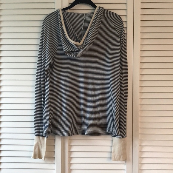 Roxy V-Neck Striped Hoodie - Picture 4 of 6